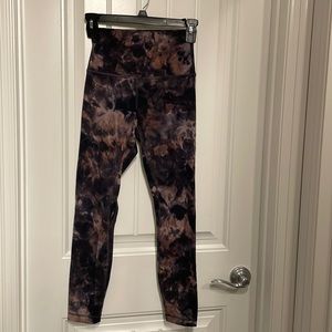 25” diamond dye lululemon align size 4